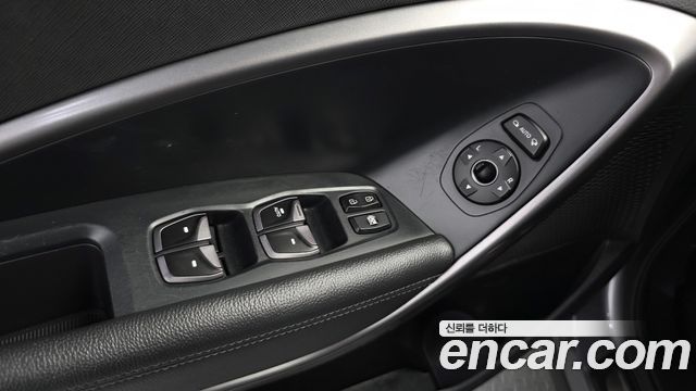 Hyundai Santa Fe (DM) Diesel(e-VGT) 2.0 2WD Premium 2013 — фото 29