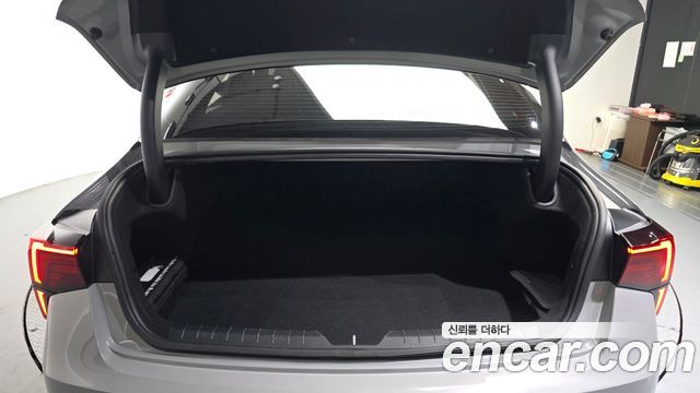 Kia K5 (III) 2.0 LPi(Rent) Prestige 2025 — фото 20