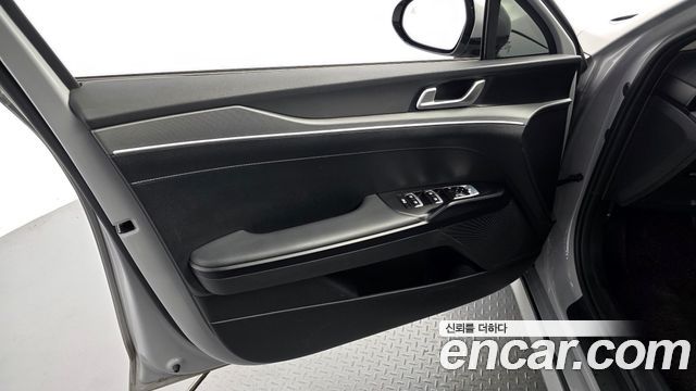 Kia K5 (III) 2.0 LPi(Rent) Prestige 2025 — фото 24