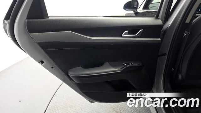 Kia K5 (III) 2.0 LPi(Rent) Prestige 2025 — фото 25