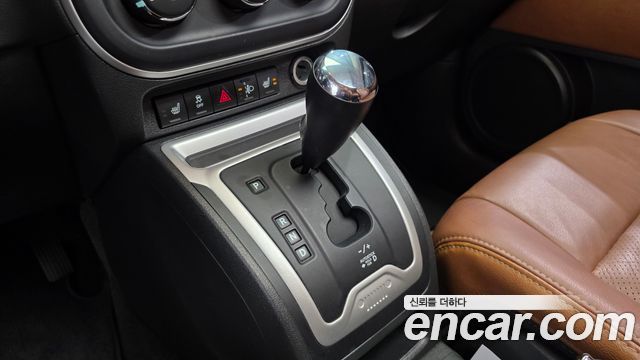 Jeep Compass 2.4 Limited 1st 2014 — фото 9