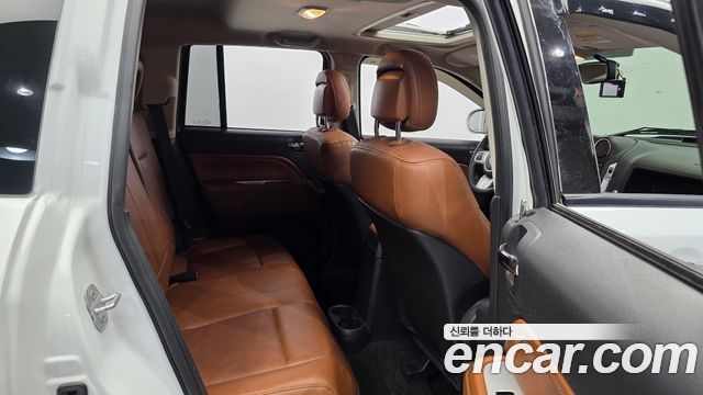 Jeep Compass 2.4 Limited 1st 2014 — фото 12