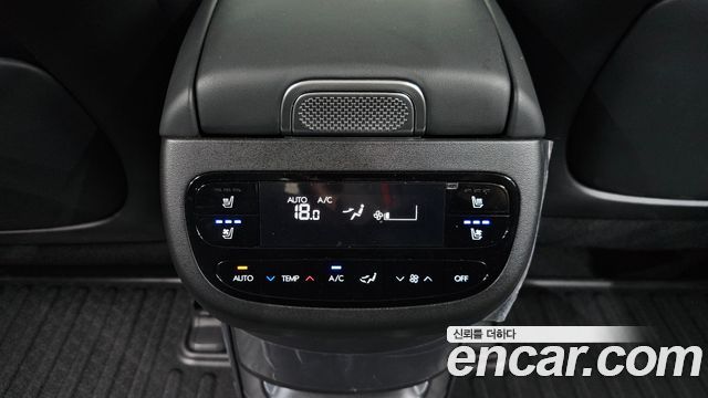 Hyundai Ioniq 9 Performance Type AWD 6-Seater Prestige 2026 — фото 35