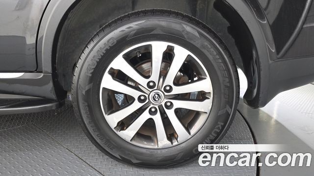 KG Mobility (SsangYong) Rexton W 2.0 2WD RX7 Luxury 2014 — фото 21