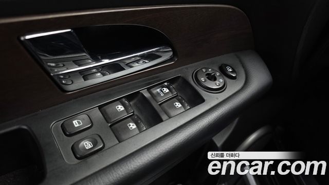 KG Mobility (SsangYong) Rexton W 2.0 2WD RX7 Luxury 2014 — фото 30