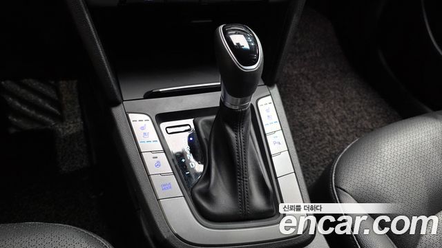 Hyundai Avante (AD) 1.6 GDI Premium 2018 — фото 9
