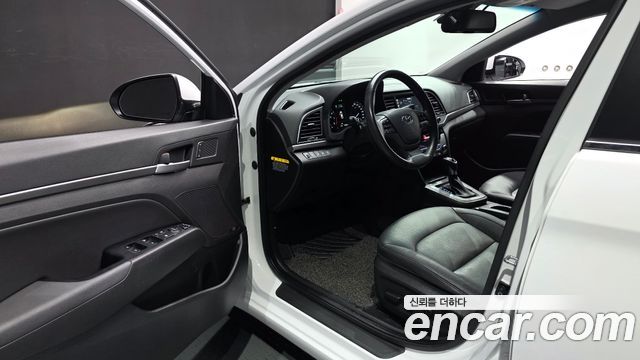 Hyundai Avante (AD) 1.6 GDI Premium 2018 — фото 10