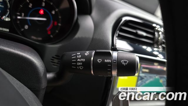 Jaguar XE 20d Perstige AWD 2017 — фото 29