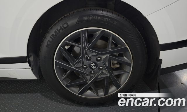 Hyundai Grandeur (GN7) 3.5 LPG 2WD (Taxi) Deluxe 2024 — фото 21