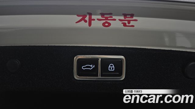 Hyundai Grandeur (GN7) 3.5 LPG 2WD (Taxi) Deluxe 2024 — фото 27