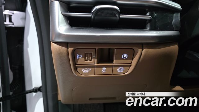 Hyundai Grandeur Hybrid (GN7) Premium 2023 — фото 18