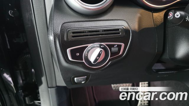 Mercedes-Benz GLC-Class (X253) GLC300e 4MATIC Coupe 2021 — фото 32