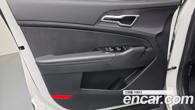 Kia Sportage Hybrid (V) Nobleless 2WD 2023 — фото 24