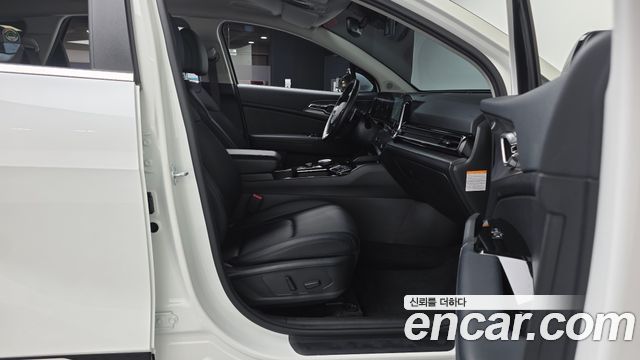 Kia Sportage Hybrid (V) Nobleless 2WD 2023 — фото 26
