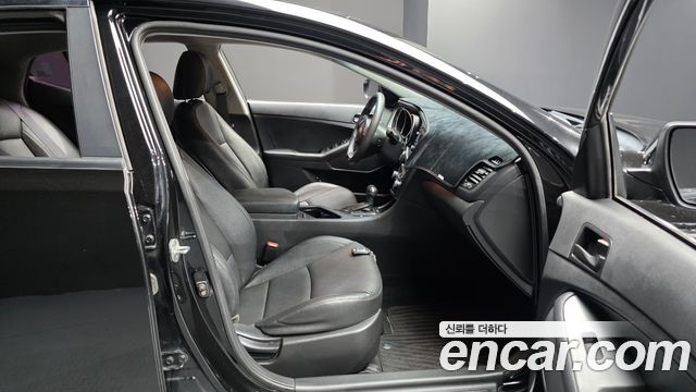Kia K5 Luxury Standard 2015 — фото 26