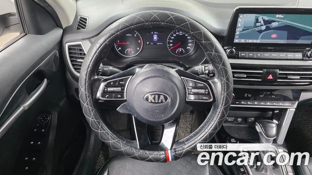 Kia Seltos Diesel 1.6 2WD Trendy 2021 — фото 14
