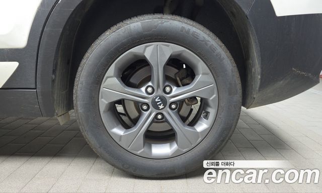 Kia Seltos Diesel 1.6 2WD Trendy 2021 — фото 21