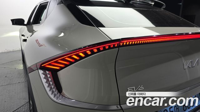 Kia EV6 Long Range Air 2023 — фото 23