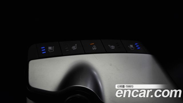 Kia EV6 Long Range Air 2023 — фото 29