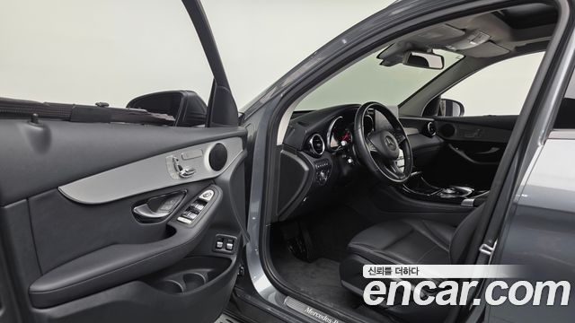 Mercedes-Benz GLC-Class (X253) GLC350e 4MATIC Premium 2019 — фото 10
