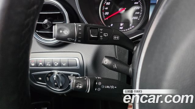Mercedes-Benz GLC-Class (X253) GLC350e 4MATIC Premium 2019 — фото 17