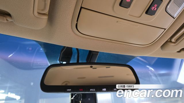 Kia Carnival 9-Seater Noblesse Special 2020 — фото 18