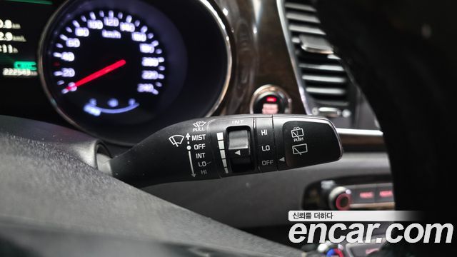 Kia Carnival 9-Seater Noblesse Special 2020 — фото 28