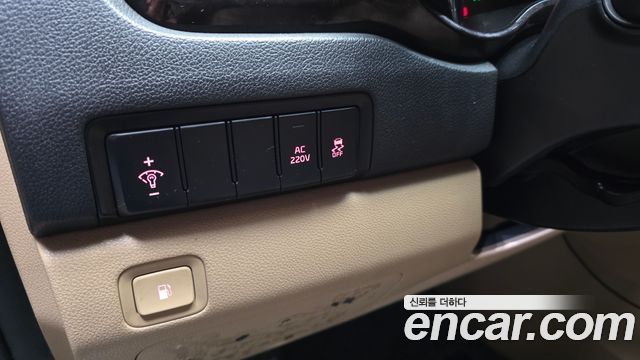 Kia Carnival 9-Seater Noblesse Special 2020 — фото 30