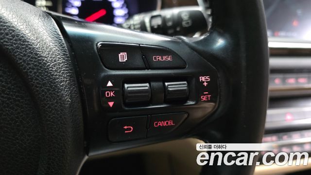 Kia Carnival 9-Seater Noblesse Special 2020 — фото 31