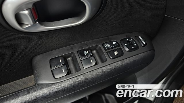 Kia Soul 1.6 GDi Trendy 2016 — фото 13