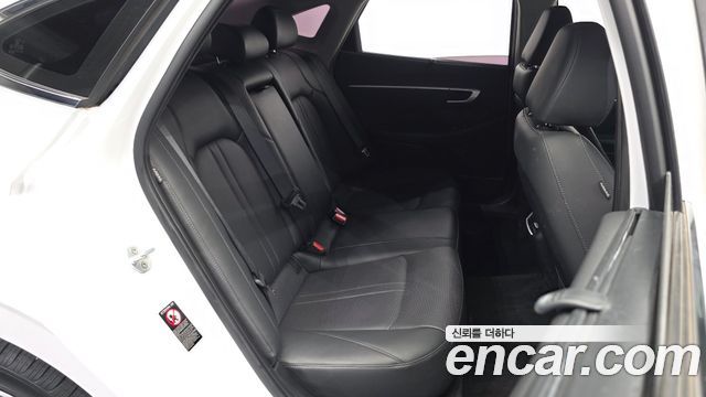 Hyundai Sonata (DN8) 2.0 Premium Family 2020 — фото 12