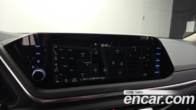 Hyundai Sonata (DN8) 2.0 Premium Family 2020 — фото 14