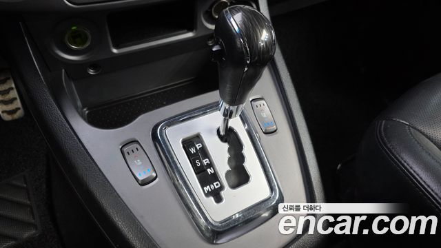 KG Mobility (SsangYong) Korando Turismo 4WD TX 9-seater 2017 — фото 9