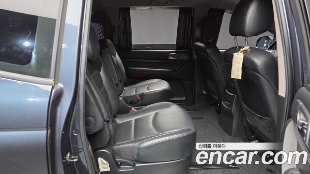 KG Mobility (SsangYong) Korando Turismo 4WD TX 9-seater 2017 — фото 12
