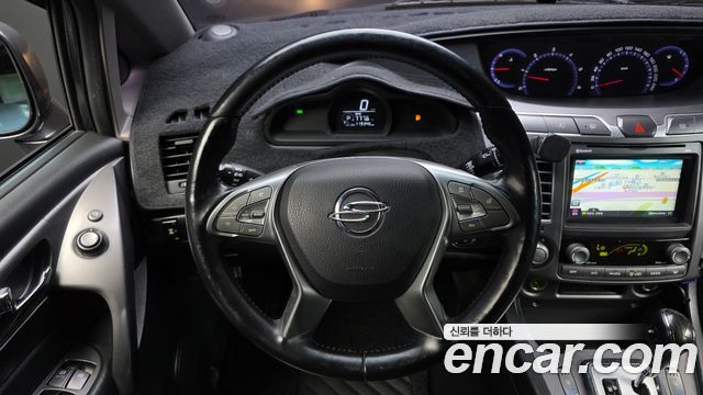KG Mobility (SsangYong) Korando Turismo 4WD TX 9-seater 2017 — фото 13