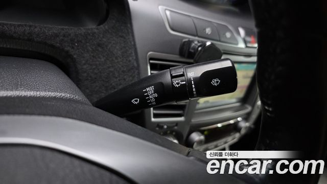 KG Mobility (SsangYong) Korando Turismo 4WD TX 9-seater 2017 — фото 18