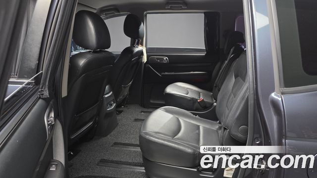 KG Mobility (SsangYong) Korando Turismo 4WD TX 9-seater 2017 — фото 26