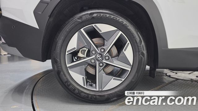 Hyundai Tucson (NX4) Gasoline 1.6 Turbo 4WD Premium 2024 — фото 5