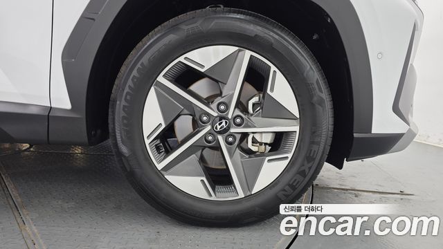 Hyundai Tucson (NX4) Gasoline 1.6 Turbo 4WD Premium 2024 — фото 27