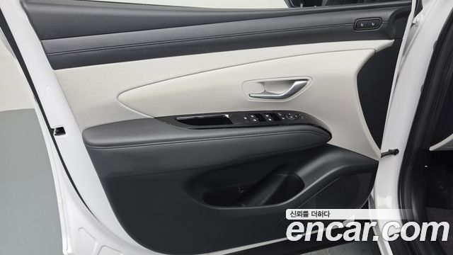 Hyundai Tucson (NX4) Gasoline 1.6 Turbo 4WD Premium 2024 — фото 30