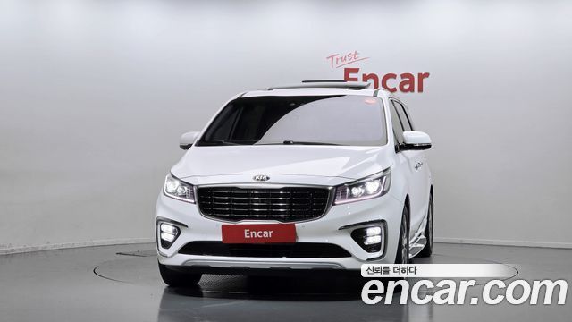 Kia Carnival 7-Seater Limousine VIP 2019 — фото 3