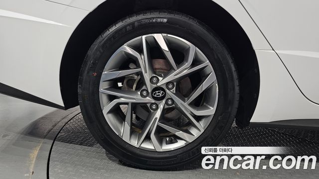 Hyundai Sonata (DN8) 2.0 Smart 2020 — фото 27