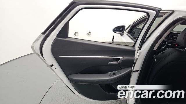 Hyundai Sonata (DN8) 2.0 Smart 2020 — фото 31