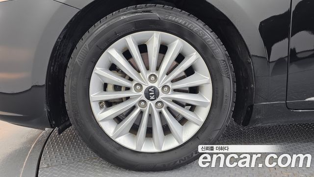 Kia K7 2.4 GDI Prestige 2017 — фото 5