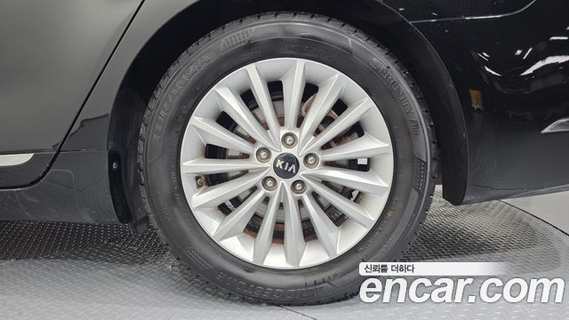 Kia K7 2.4 GDI Prestige 2017 — фото 21