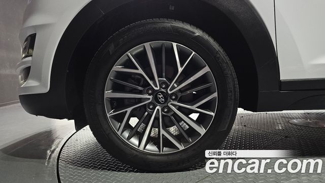 Hyundai Tucson Gasoline 1.6 turbo 2WD Modern 2019 — фото 5