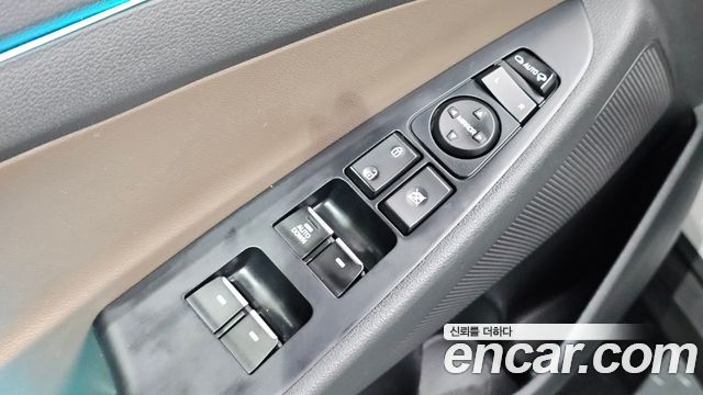 Hyundai Tucson Gasoline 1.6 turbo 2WD Modern 2019 — фото 18
