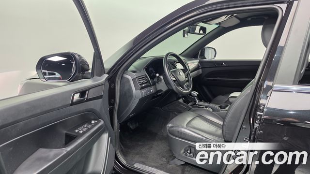 KG Mobility (SsangYong) Rexton Sports Khan Diesel 2.2 2WD Prestige Special (5-Link) 2020 — фото 10