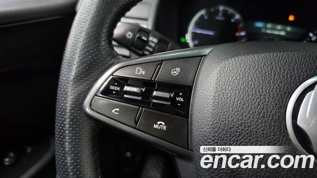 KG Mobility (SsangYong) Rexton Sports Khan Diesel 2.2 2WD Prestige Special (5-Link) 2020 — фото 19