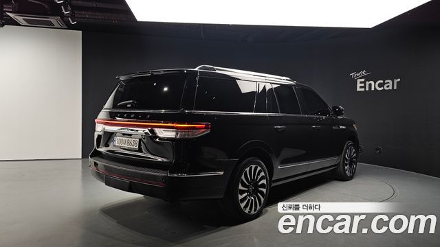 Lincoln Navigator (IV) 3.5L Black Label 2022 — фото 2